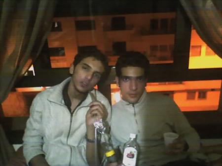 moi et nawfal sur les nuages